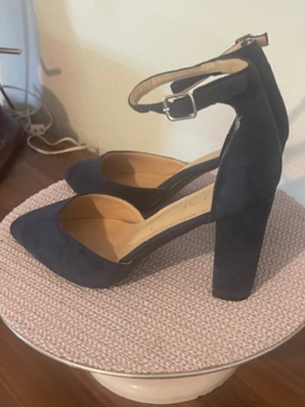 Illude Brand "Millie" Women's 4" Navy Block Heel Pumps Sz 7 1/2